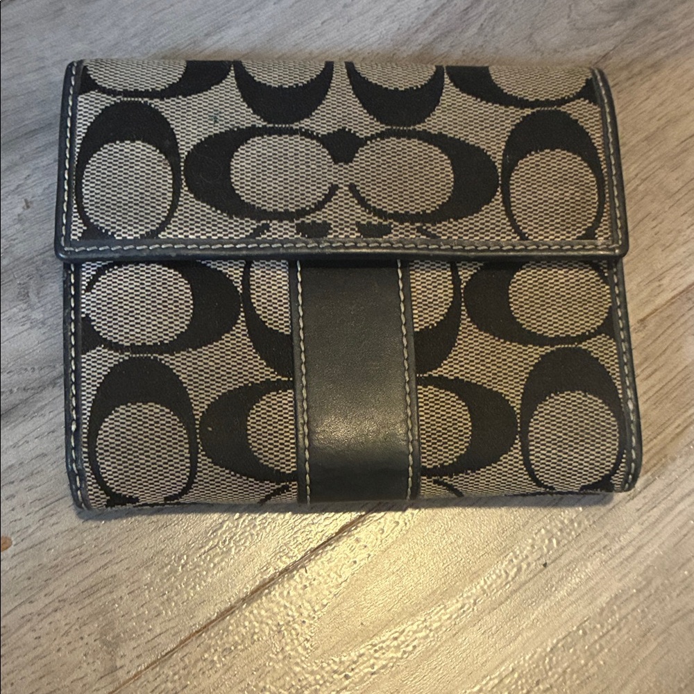 Coach Canvas Wallet in Tan and Black Signature Print
